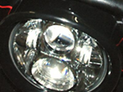 ノーマルバルブからLEDヘッドライトに変える（ツアラー&ナセル付きソフテイル）