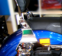 シリンダーベースカバー